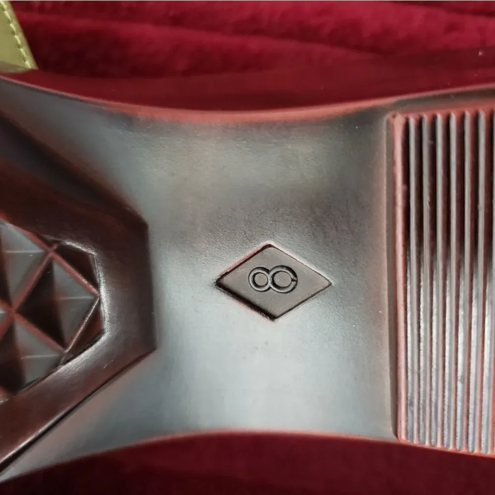 Aerology Slide Sandals   - Picture 6 of 7
